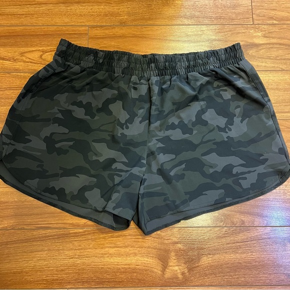 Camo Sport Shorts - Picture 1 of 4